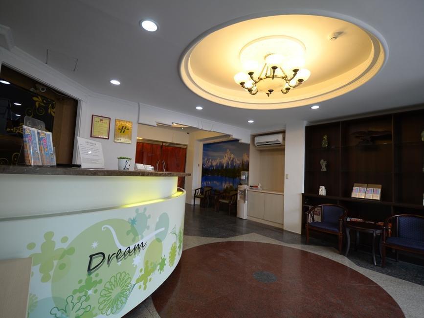 Chang Ti Metropolis Commercial Hotel Zhongli Dış mekan fotoğraf