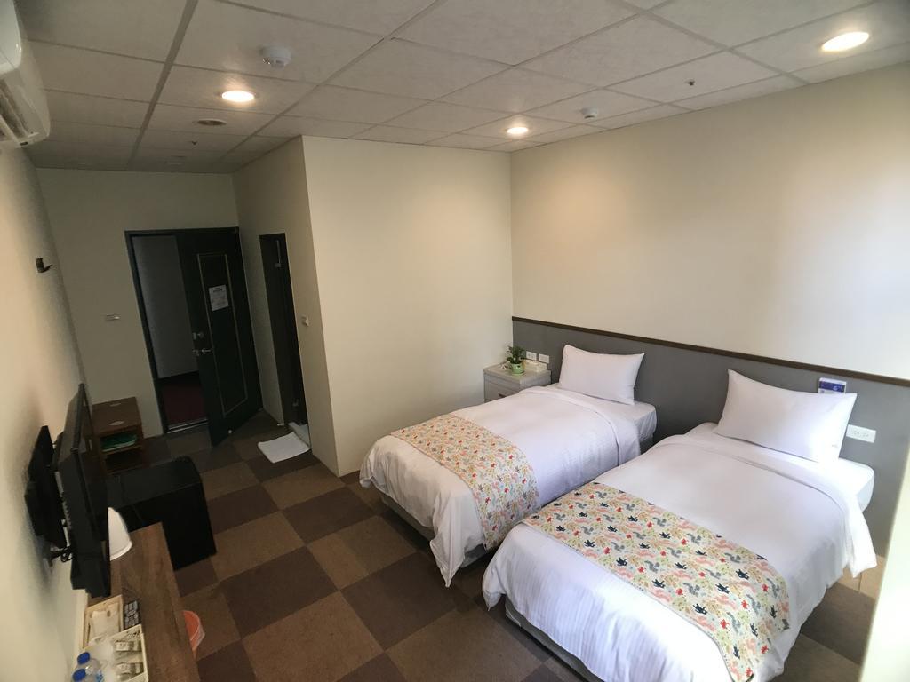 Chang Ti Metropolis Commercial Hotel Zhongli Dış mekan fotoğraf