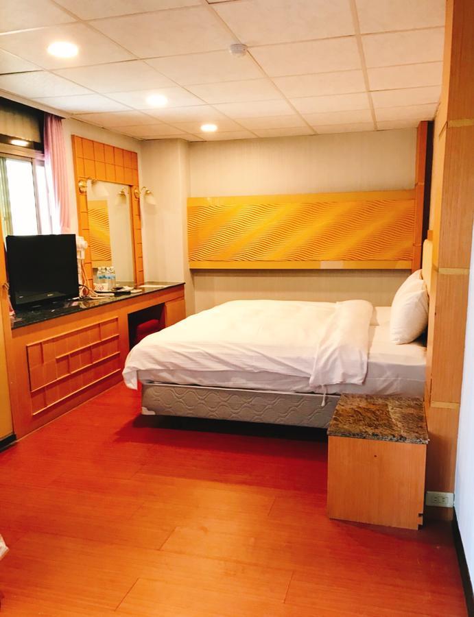 Chang Ti Metropolis Commercial Hotel Zhongli Dış mekan fotoğraf
