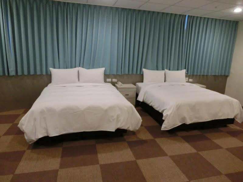 Chang Ti Metropolis Commercial Hotel Zhongli Dış mekan fotoğraf
