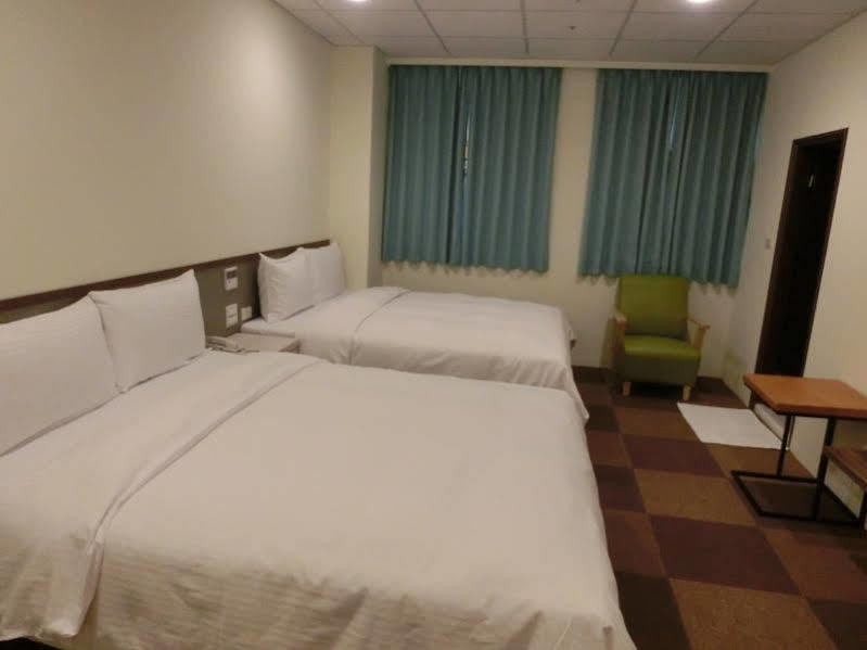 Chang Ti Metropolis Commercial Hotel Zhongli Dış mekan fotoğraf